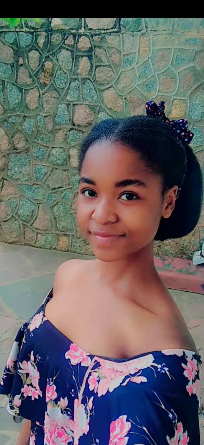 Emillia M profile picture