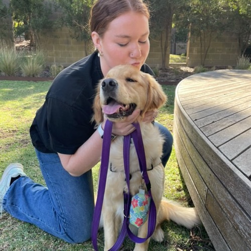Emma V profile picture