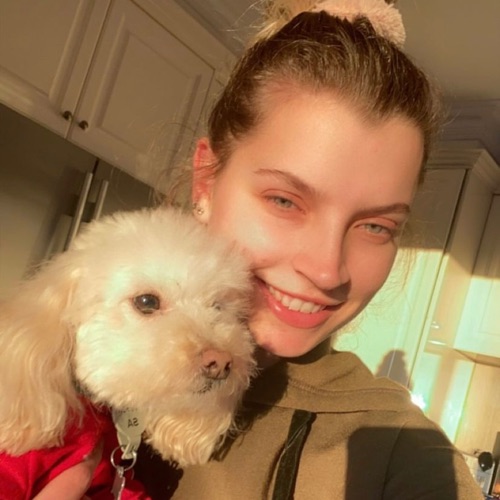 Georgana C profile picture