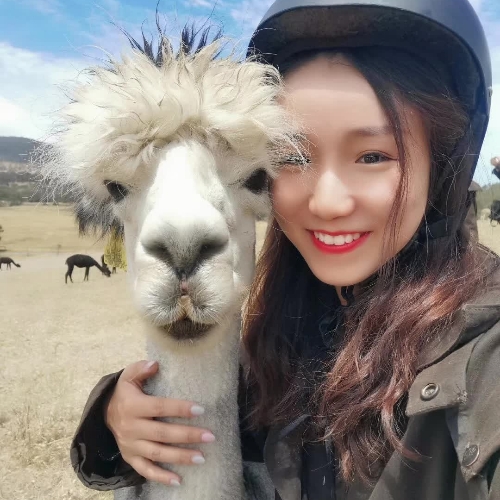 Luna D profile picture